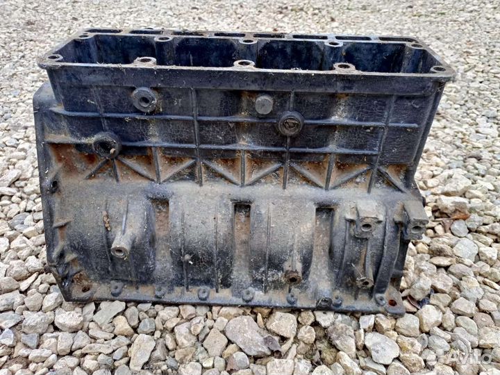 Двигатель 24Д в разобранном состоянии