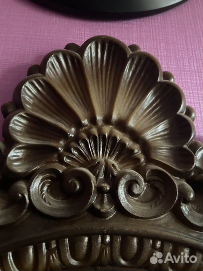 Зеркало в красивой раме