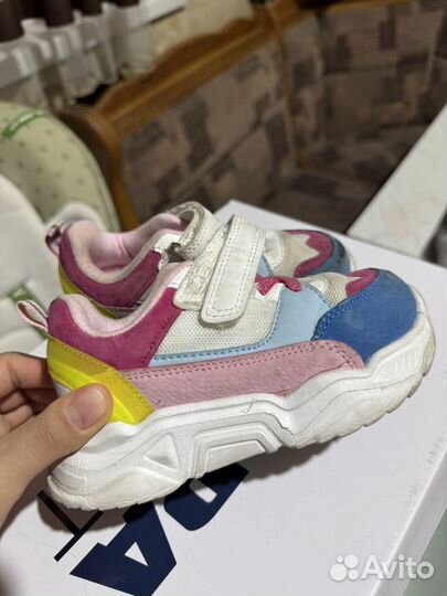 Кроссовки для девочки 25 размер