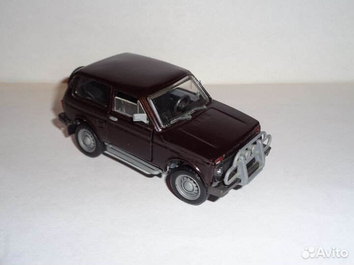 Ваз-21213 Нива модель автомобиля 1/43