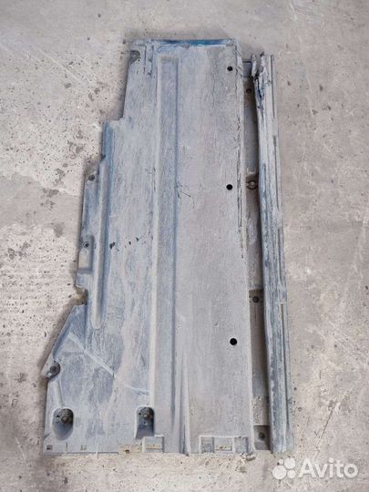 Защита днища левая Audi A4 B8