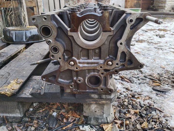 Блок цилиндров 1JZ Голый