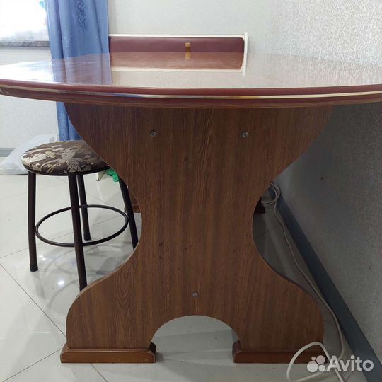 Столы б/у