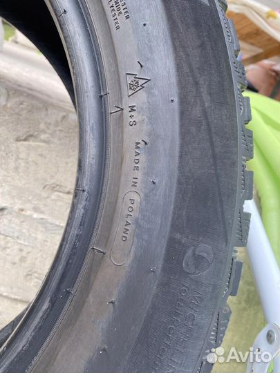 Michelin X-Ice North 4 SUV 235/60 R18 107T