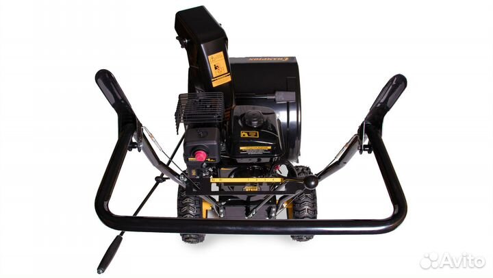 Снегоуборщик Champion ST 656