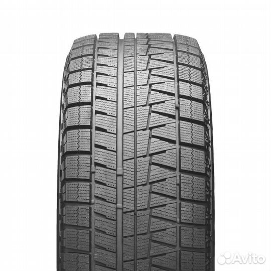 Bridgestone Blizzak Revo GZ 205/60 R16 92S