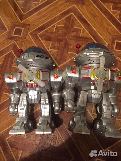 Робот электронный