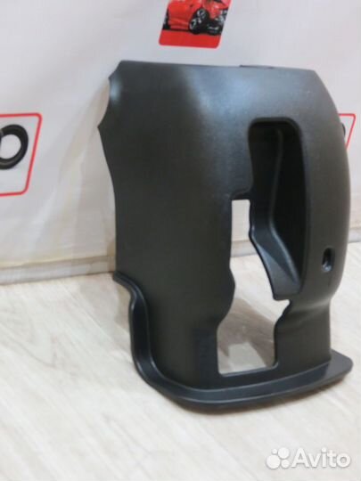 Кожух рулевой колонки Hyundai Solaris