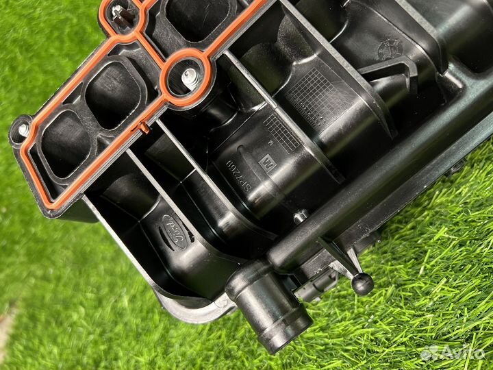 Впускной коллектор на Форд Фокус 3 1.5 Экобуст