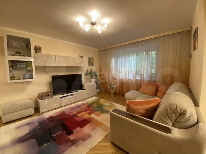 3-к. квартира, 79,4 м², 1/14 эт.