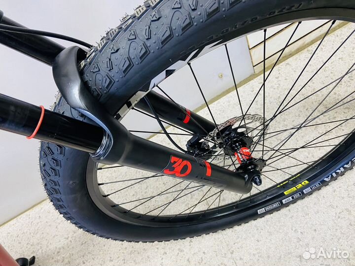 Велосипед 29 дюймов Кассета промы гидравлика