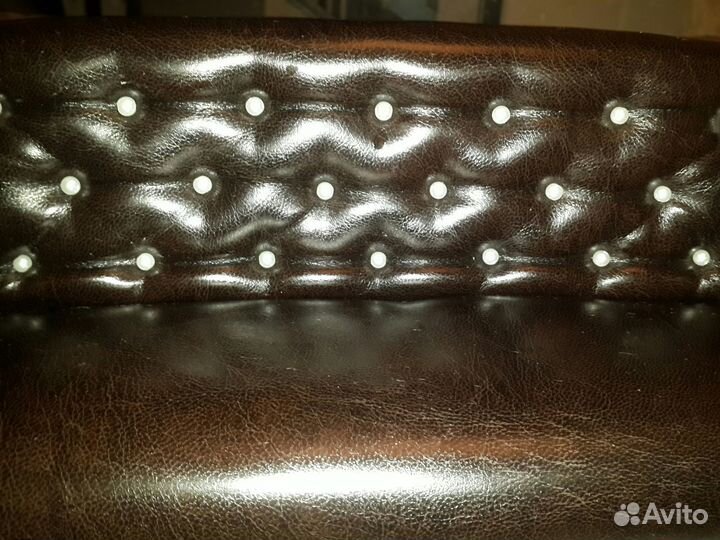 Декоративный диван