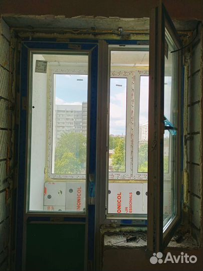 Балконная дверь