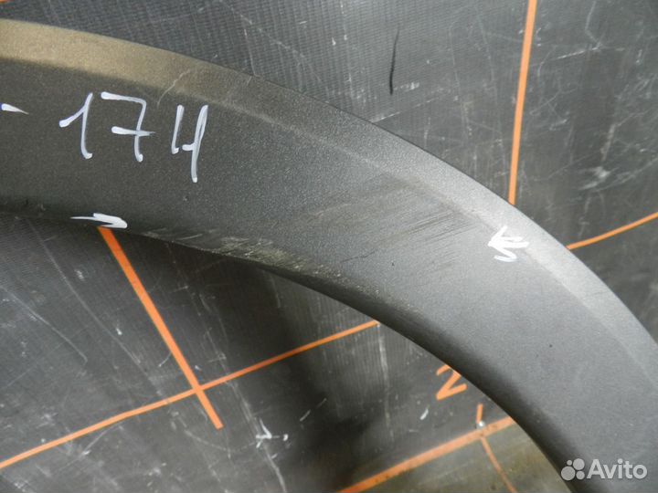 Накладка крыла заднего левого - Honda CR-V 4