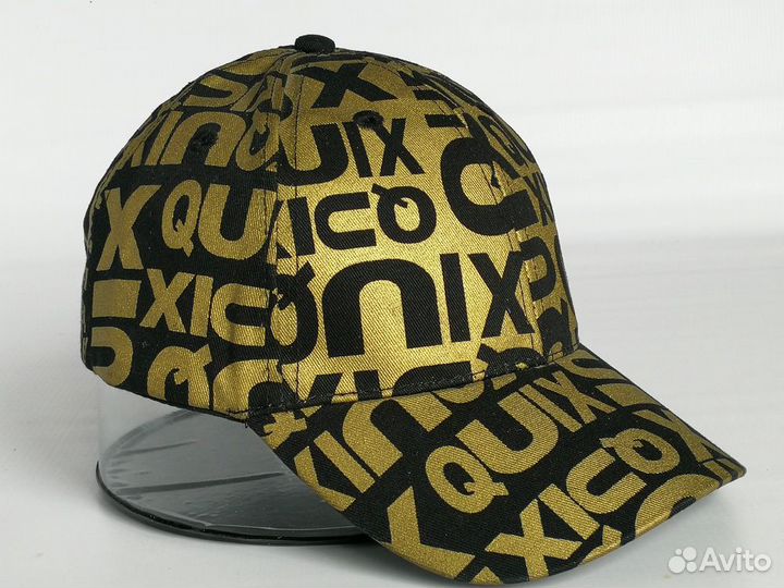 Классическая бейсболка 