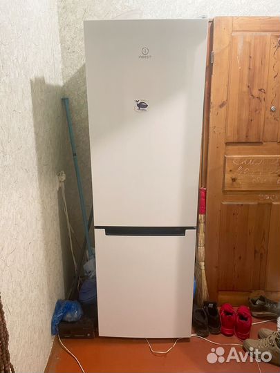 Indesit DS4180