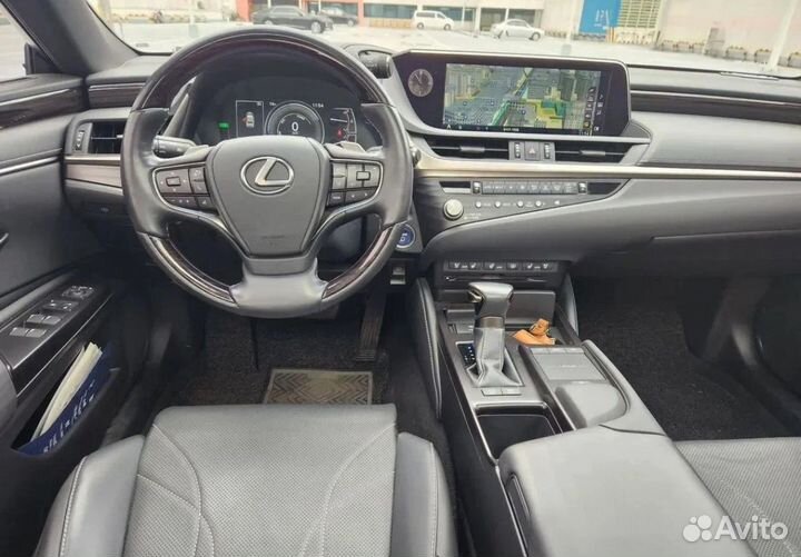 Lexus ES 2.5 CVT, 2024, 200 км