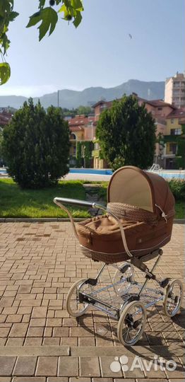 Детская коляска Fendi