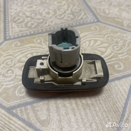 Повторитель поворотника bluebird sylphy