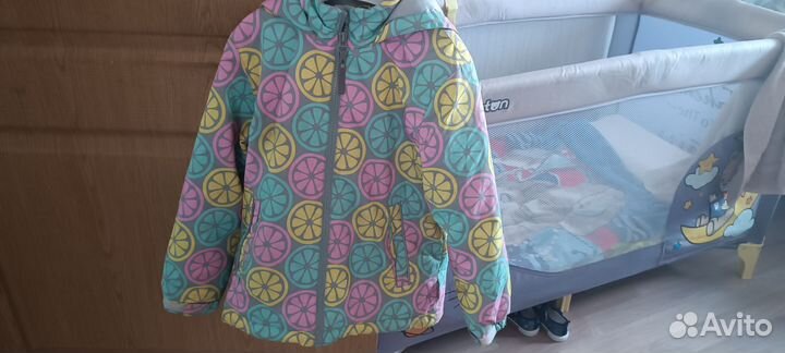 Курточка на девочку 116-122