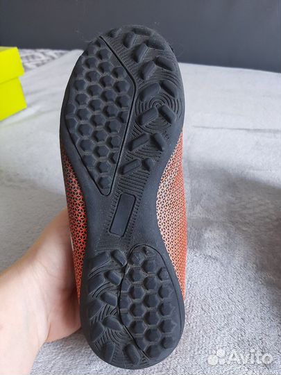 Футбольные бутсы Demix р.33 (сороконожки)