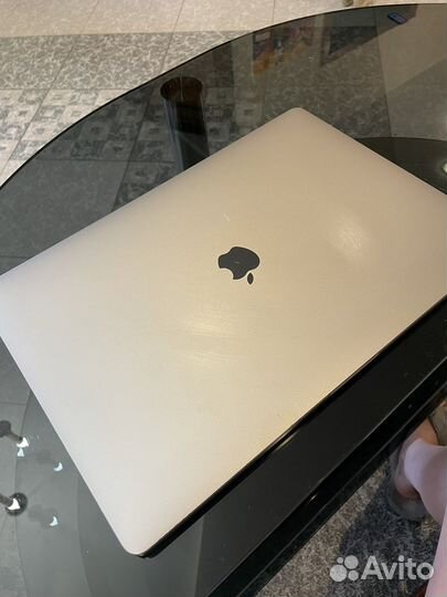 Apple MacBook Pro 16 2019 1tb