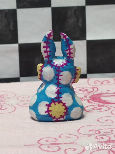 Зайчик из папье-маше