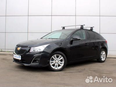 Лобовое стекло на Chevrolet Cruze