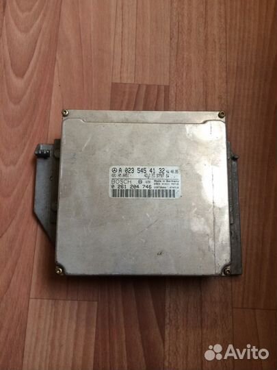 Блок упр двигателем Mercedes CLK w208 A0235454132