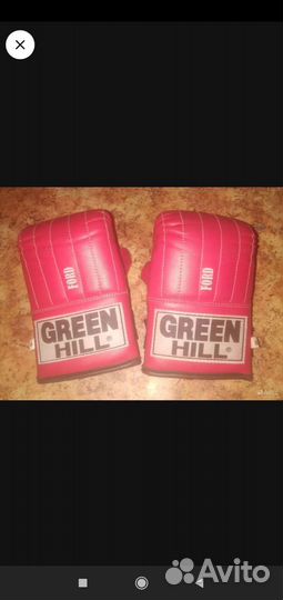 Боксерские перчатки green hill