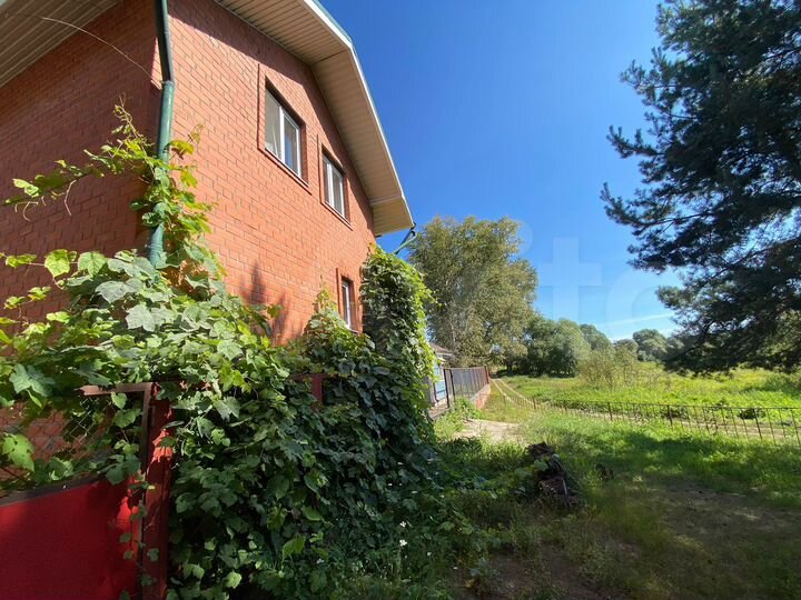 Дом 80 м² на участке 5 сот.