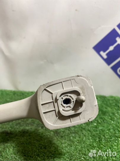 Ручка потолка передняя правая Renault Logan седан