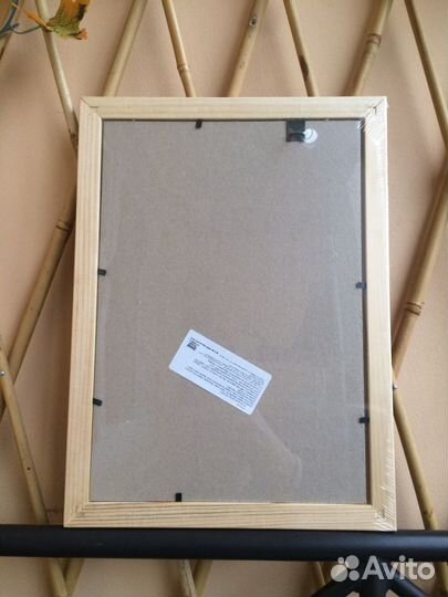 Рамки IKEA деревянные и пластиковые