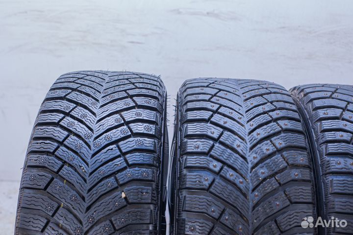 Michelin X-Ice North 4 225/45 R18 95T