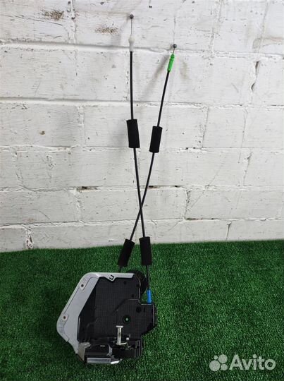 Замок двери задней правой Lexus RX400H 2007