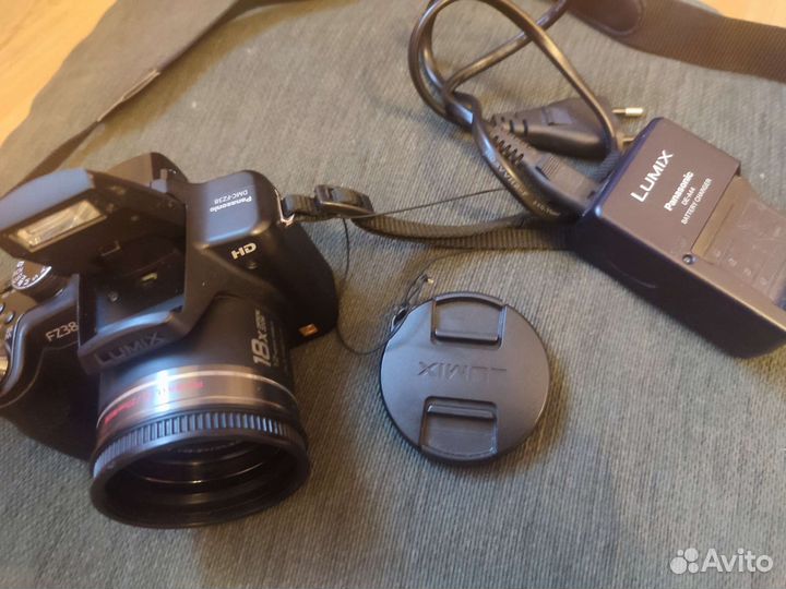 Компактный фотоаппарат Panasonic Lumix fz38