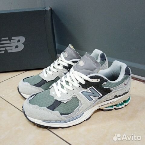 New Balance 2002R (Luxe качество)