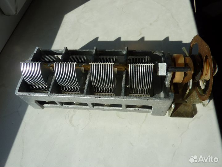 Конденсаторы переменной ёмкости. Кпе