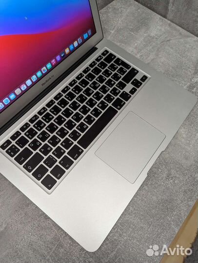 Apple MacBook Air early 2015 8/128Gb