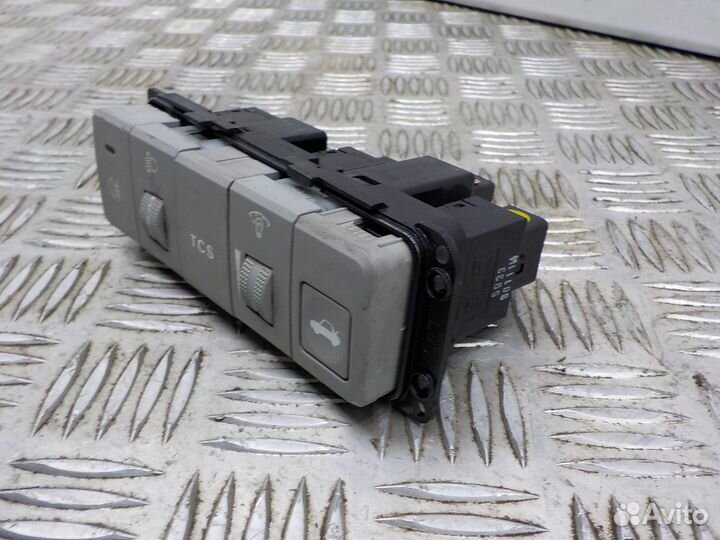 Кнопка Kia Cerato 2004-2008
