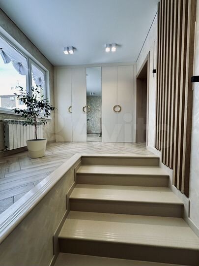 Коттедж 252,3 м² на участке 6 сот.