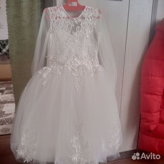 Продается платье