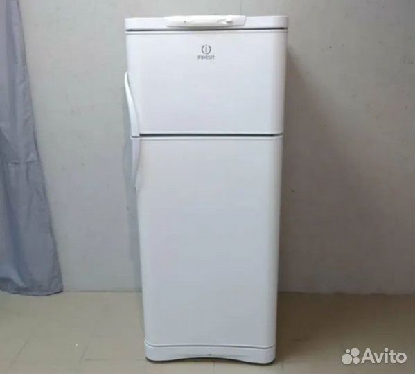 Холодильник indesit 1м65,доставка