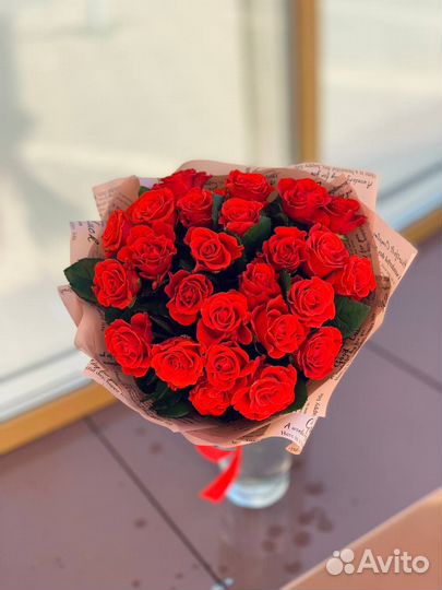 Букет из 25 роз 50 см