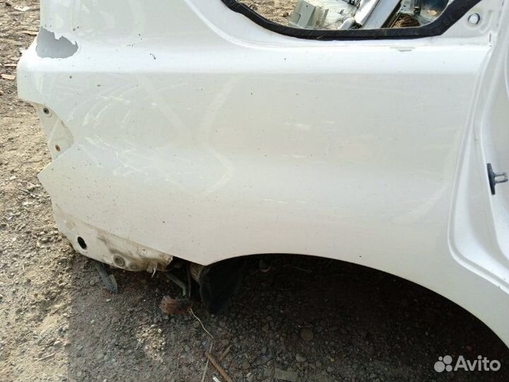 Крыло заднее правое Nissan Patrol