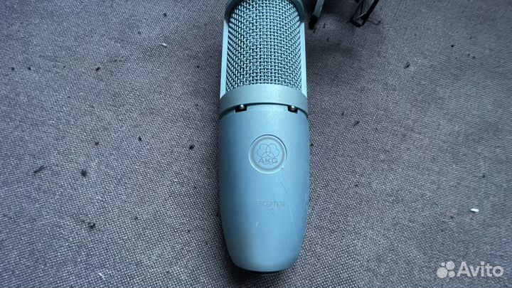 Конденсаторный микрофон akg 120