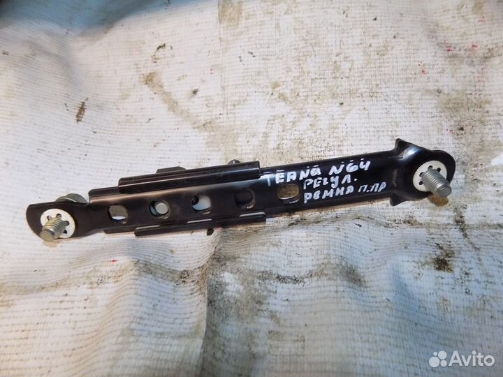 Механизм регулировки ремня безопасности Teana J31