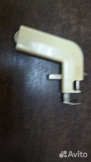 Пистолет для прокола ушей