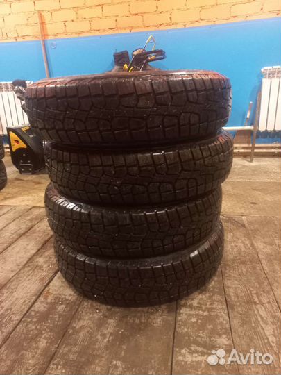 Pirelli Scorpion A/T 185/75 R16