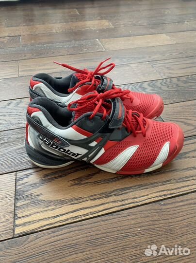 Взрослые кроссовки для тенниса